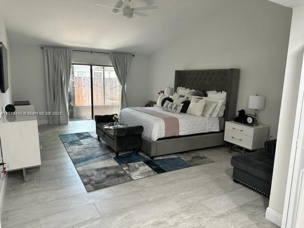 Sandpiper At The California Club, 506 NE 199th Ln #6R, Ives Estates, Florida 33179, image 1