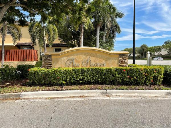 The Shores At Isles Of Bayshore, 9165 SW 227th St #12, Cutler Bay, Florida 33190, image 3