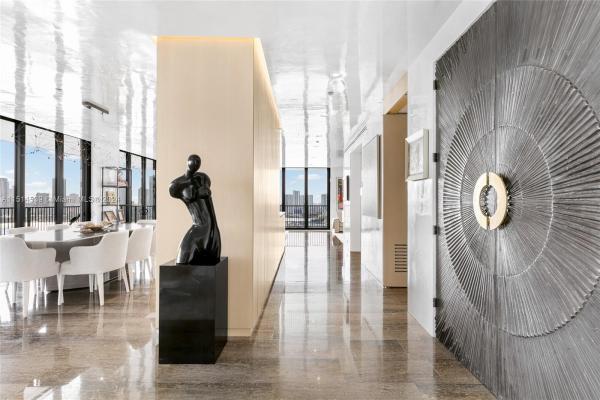 One Thousand Venetian Way, 1000 Venetian Way #PH2202, Miami, Florida 33139, image 3