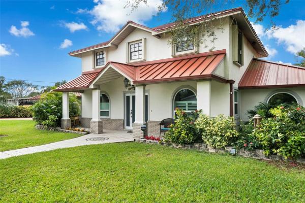 Downer Palms, 66 NE 19th St, Homestead, Florida 33030, image 2
