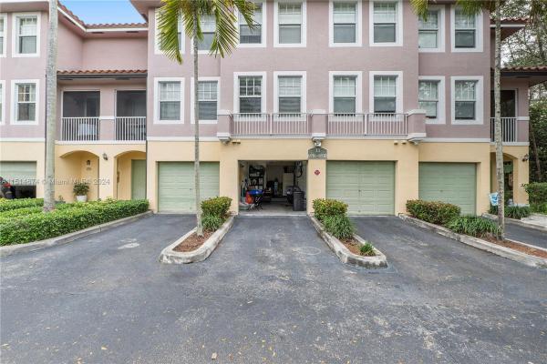Cypress Pointe At Turtle Run, 6926 W Sample Rd, Coral Springs, Florida 33067, image 2
