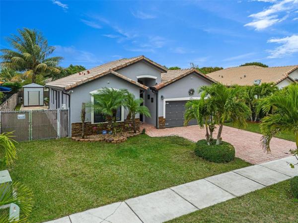 November Heights, 15531 SW 183rd Ln, Richmond West, Florida 33187, image 3