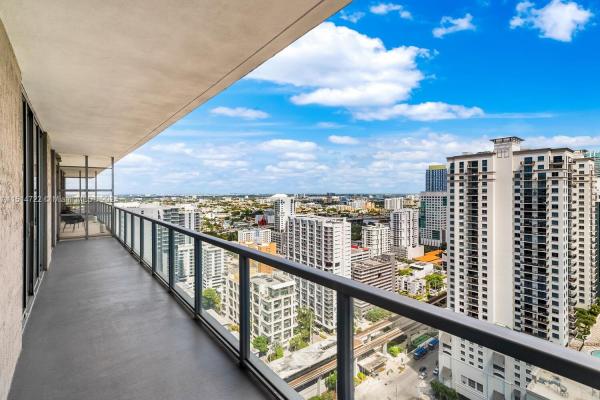 Axis On Brickell North, 1111 SW 1 Ave #3323, Miami, Florida 33130, image 1
