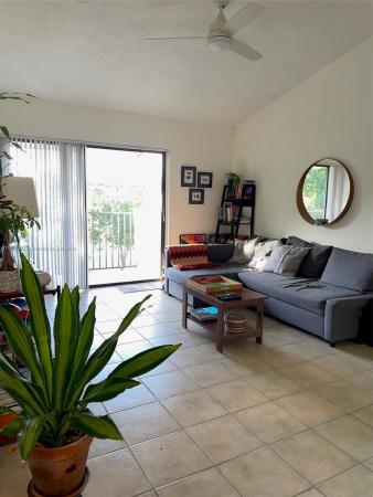 Villa Bellini, 7230 NW 179th St #306, Hialeah, Florida 33015, image 2