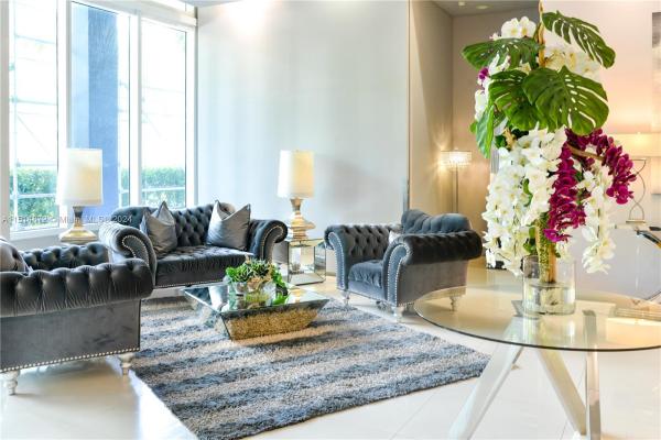 1800 Biscayne Plaza, 275 NE 18th St #1002, Miami, Florida 33132, image 2