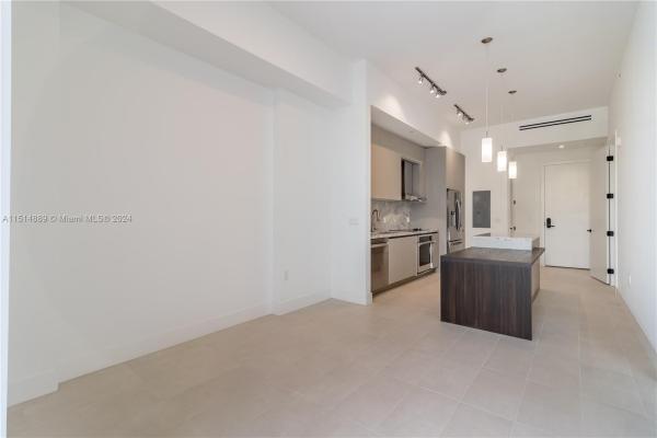 Ten30 South Beach, 1030 15th St #215, Miami Beach, Florida 33139, image 3