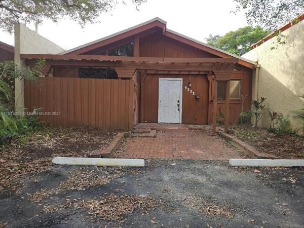 The Lofts Of Palm-Aire Village, 6121 NW 34th Ter, Fort Lauderdale, Florida 33309, image 1