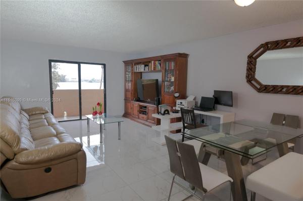 Celebrity Point, 15969 NW 64th Ave #312, Miami Lakes, Florida 33014, image 3