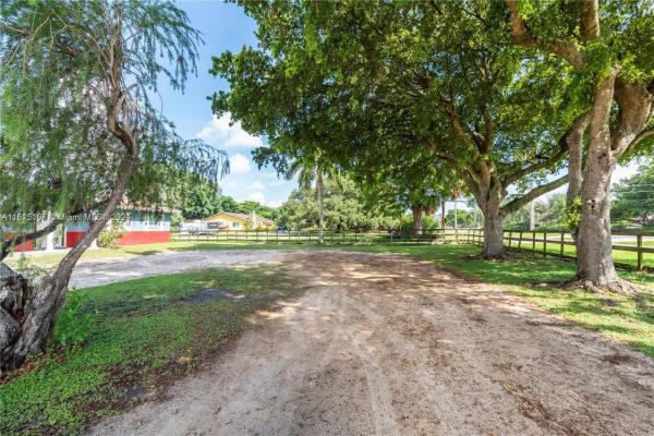 Happy Valley Farms, Davie, Florida 33325, image 3