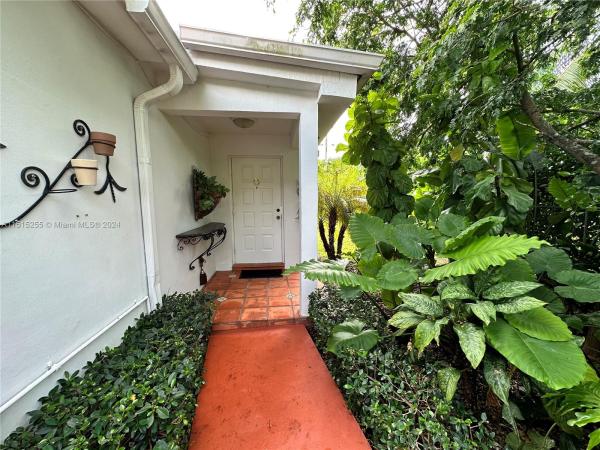 Sunset Estates, 8940 SW 75th St, Sunset, Florida 33173, image 1