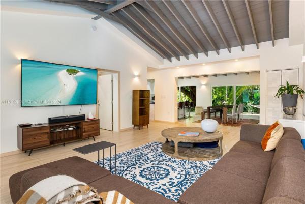 Rhodes, 2221 Tigertail Ave, Miami, Florida 33133, image 1