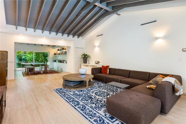 Rhodes, 2221 Tigertail Ave, Miami, Florida 33133, image 2