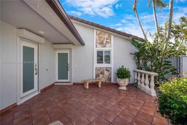 Kenmore Villas, 3802 SW 136th Ave, Tamiami, Florida 33175, image 3