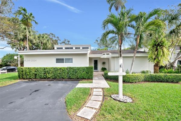 Pepperwood, 9213 SW 78th Pl, Kendall, Florida 33156, image 1