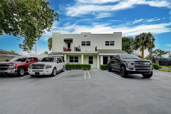 Southboro Park, 627 Bunker Rd, West Palm Beach, Florida 33405, image 1
