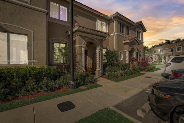 Towns At Seascape, 2461 SE 10th Ct, Homestead, Florida 33035, image 1