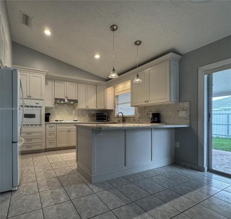 Pine Needles East Homes, 30124 SW 159th Ct, Leisure City, Florida 33033, image 3
