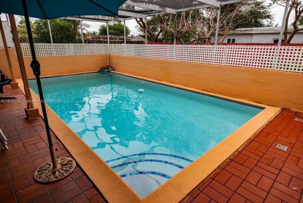 Linwood Gardens, 6460 Perry St, Hollywood, Florida 33024, image 1