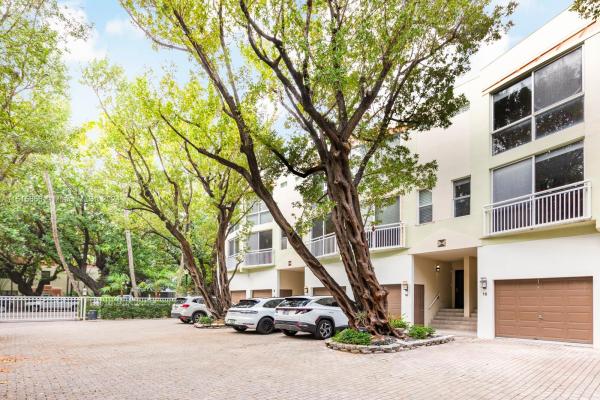 Meridian Place, 325 Meridian Ave #15, Miami Beach, Florida 33139, image 1