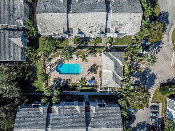 Devonaire At Pembroke Pines, 11133 SW 8th St #204, Pembroke Pines, Florida 33025, image 1
