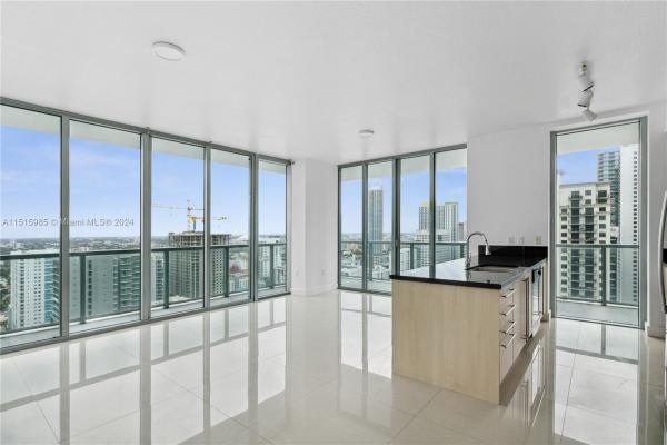 Axis On Brickell North, 1111 SW 1st Ave #3325-N, Miami, Florida 33130, image 3