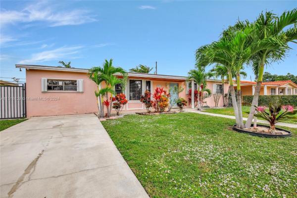 Coral Gardens, 9411 SW 26th St, Westchester, Florida 33165, image 3