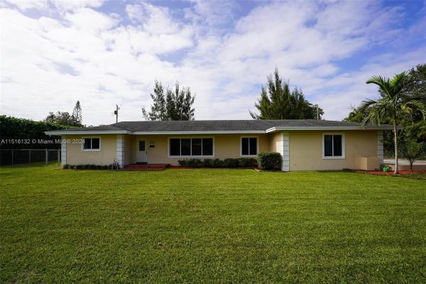 Ranchero Manors, 12604 SW 87th Pl, Kendall, Florida 33176, image 1