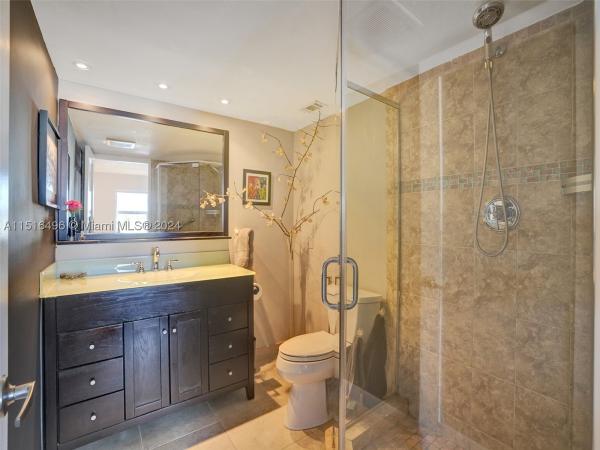 Heritage Landings, 3121 NE 51st St #204E, Fort Lauderdale, Florida 33308, image 1