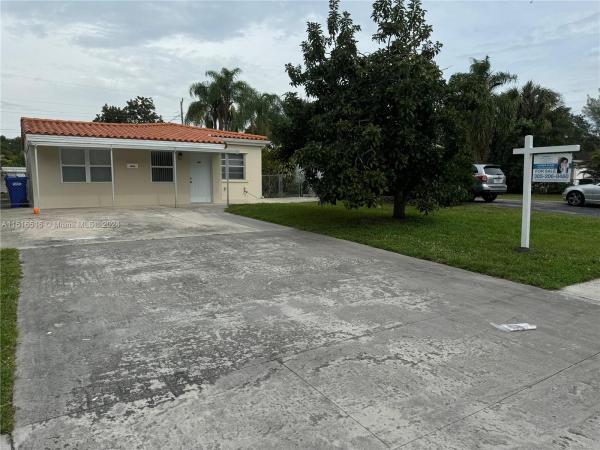 Fulford By The Sea, 1463 NE 177th St, North Miami Beach, Florida 33162, image 2