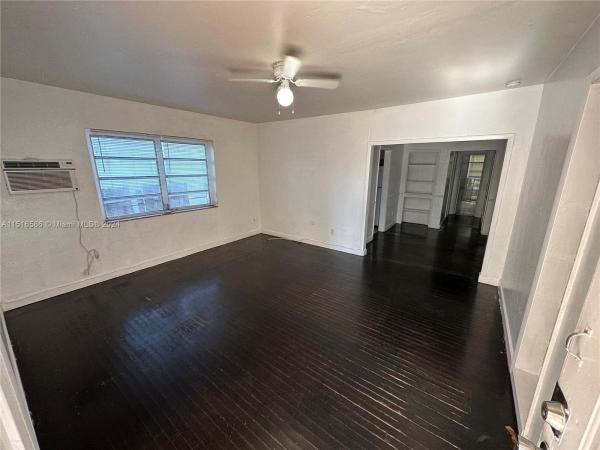 Miami Beach, Florida 33141, image 1
