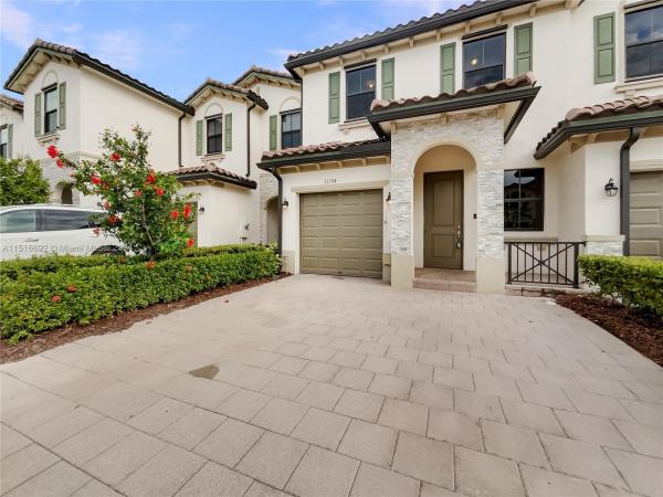 Isola, 11334 SW 254th Ter #11334, Princeton, Florida 33032, image 3