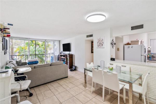 The Greens, 210 Fontainebleau Blvd #206, Fountainebleau, Florida 33172, image 1