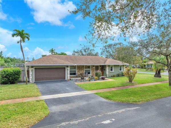 Plantation Park Lakesites, 690 SW 56th Ter, Plantation, Florida 33317, image 1