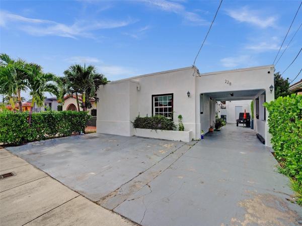 West Flagler Park, 228 NW 58th Ct, Miami, Florida 33126, image 1