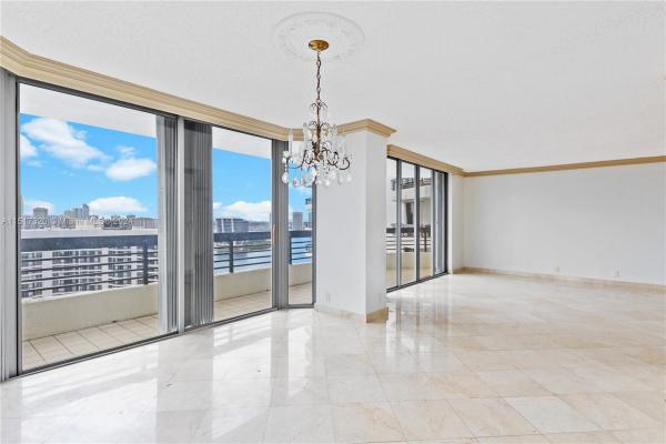 Mystic Pointe Tower 400, 3500 Mystic Pointe Dr #2206, Aventura, Florida 33180, image 3