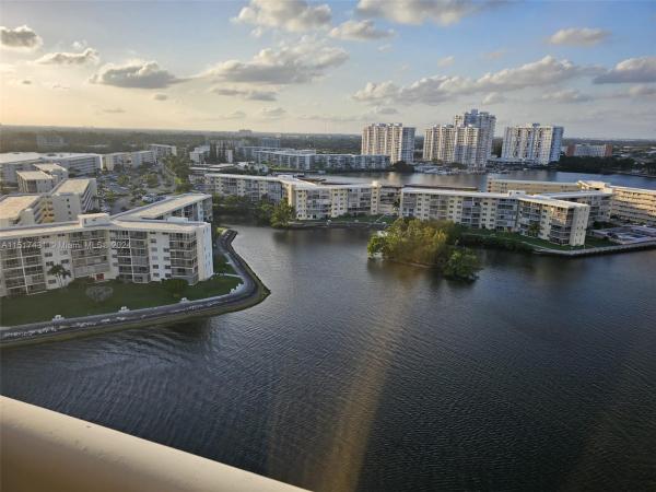 1000 Island Boulevard, 1000 W Island Blvd #1710, Aventura, Florida 33160, image 1