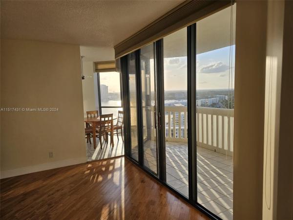 1000 Island Boulevard, 1000 W Island Blvd #1710, Aventura, Florida 33160, image 3