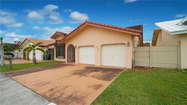 Bird Lakes South, 4900 SW 142nd Pl, Kendale Lakes, Florida 33175, image 3