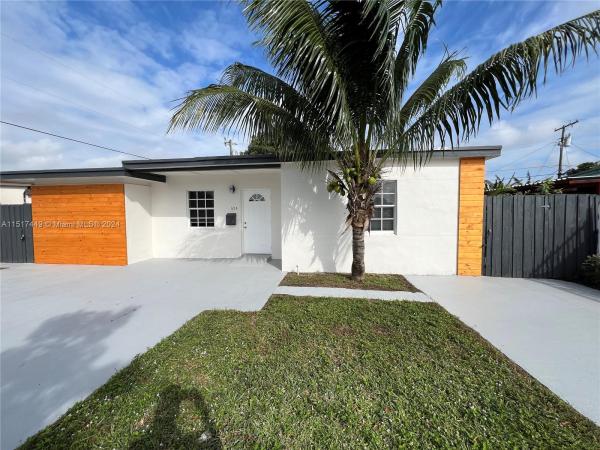 Carole Anne Park, 375 W 37th St, Hialeah, Florida 33012, image 1