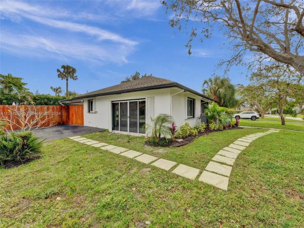 Tropic Palms, 653 Ibis Dr, Delray Beach, Florida 33444, image 3