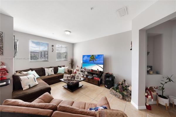Coronado, 8800 NW 107th Ct #207, Doral, Florida 33178, image 1
