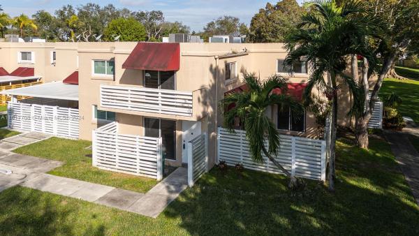 Arbor Courts, 14314 SW 97th Ter, The Hammocks, Florida 33186, image 3