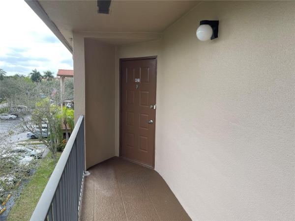 Cambridge At Century Village, 1110 SW 125th Ave #401M, Pembroke Pines, Florida 33027, image 1