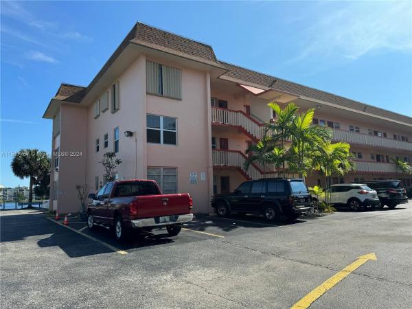Moorings, 18707 NE 14th Ave #728, Ojus, Florida 33179, image 2