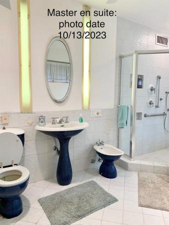 Pinecrest Residential, 6840 SW 92nd St, Pinecrest, Florida 33156, image 2