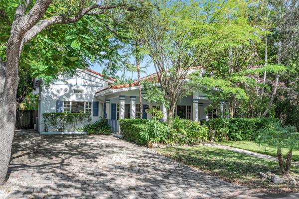 Tropical Isle Homes, 245 Cranwood Dr, Key Biscayne, Florida 33149, image 1