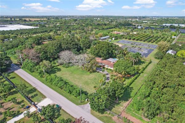 Redland No HOA, 19525 SW 248th St, Redland, Florida 33031, image 3
