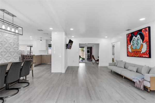Bowman Heights, 4740 SW 7th St, Miami, Florida 33134, image 3