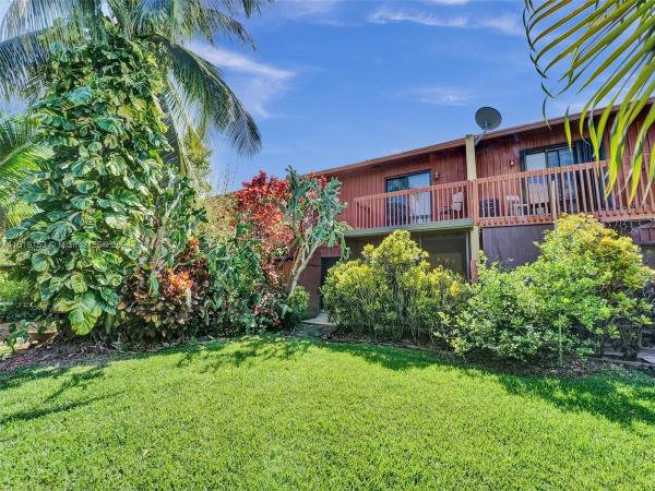 Sandpiper Woods, 455 SE 11th Ter, Dania Beach, Florida 33004, image 2