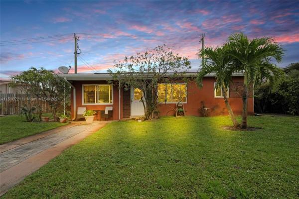 Collier Manor, 3180 NE 13th Ave, Pompano Beach, Florida 33064, image 1